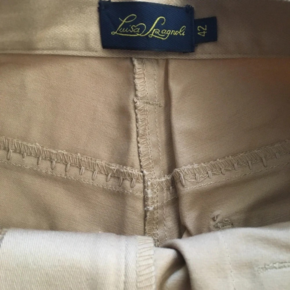 Italian Designer Luisa Spagnoli Tan jeans with detailed stitching - Picture 3 of 6